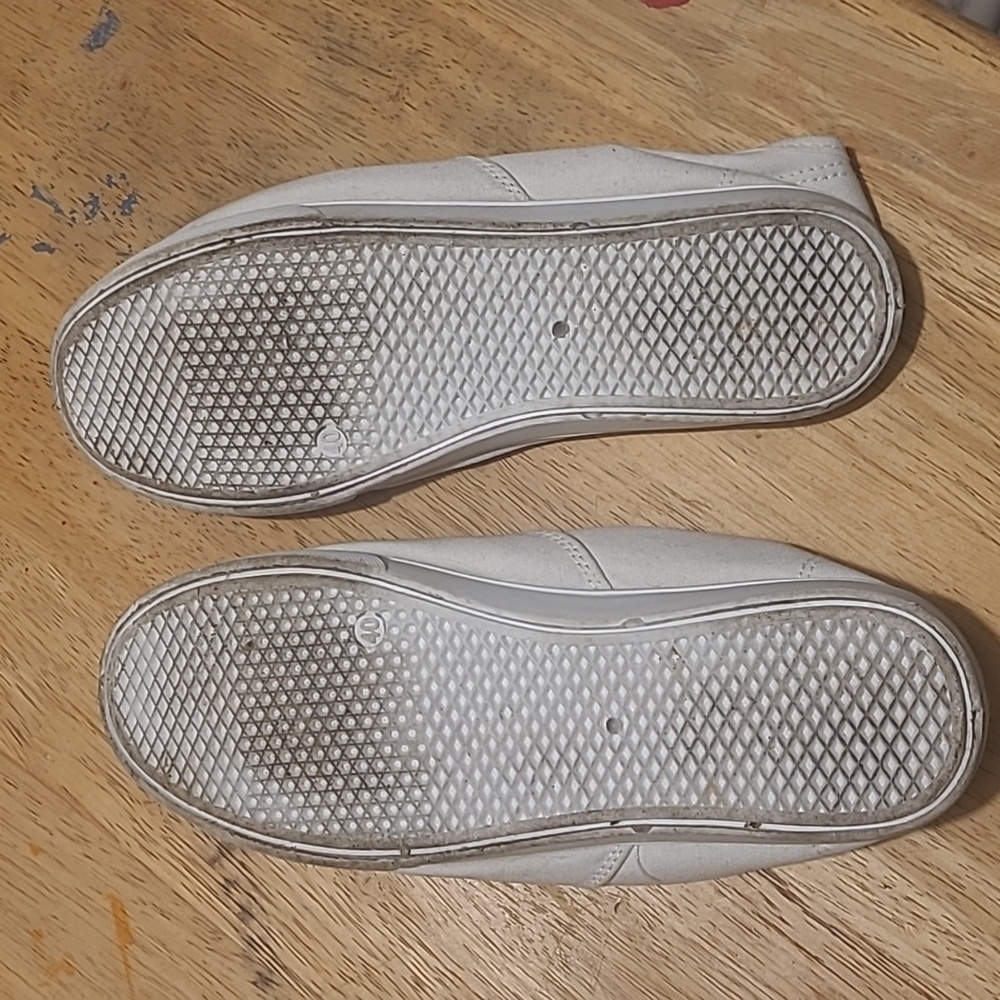 White Casual Shoes - Picture 2 of 2